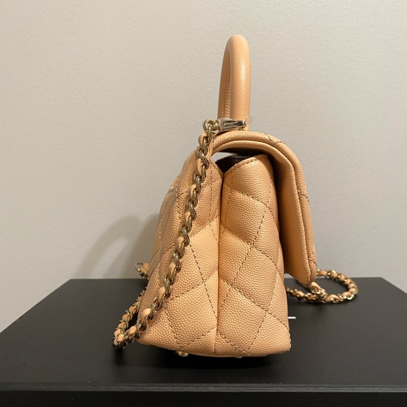 ❌SOLD ❌ Chanel 🧡 extra mini coco handle - Picture 2 of 14